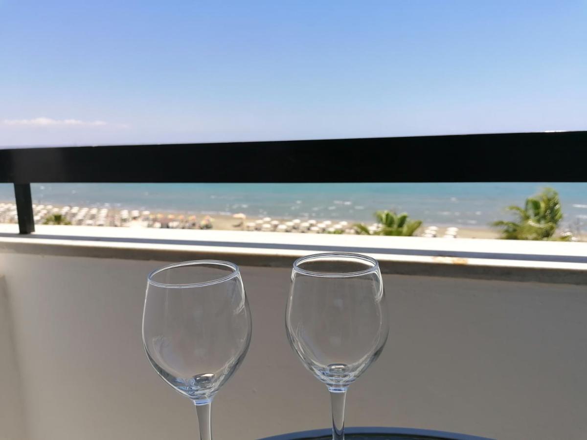 Sunorama Waterfront Apartment Λάρνακα Εξωτερικό φωτογραφία